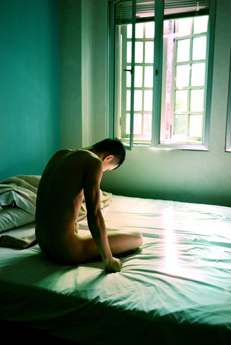 AestheticaMag's tweet image. Lin Zhipeng is a leading figure of new Chinese photography, best known for his carefree images of youth culture.

His work is part of a new show @mep_paris – looking at the history of photography through the prism of love and intimacy. Opens 30 March. bit.ly/3Ibffz2