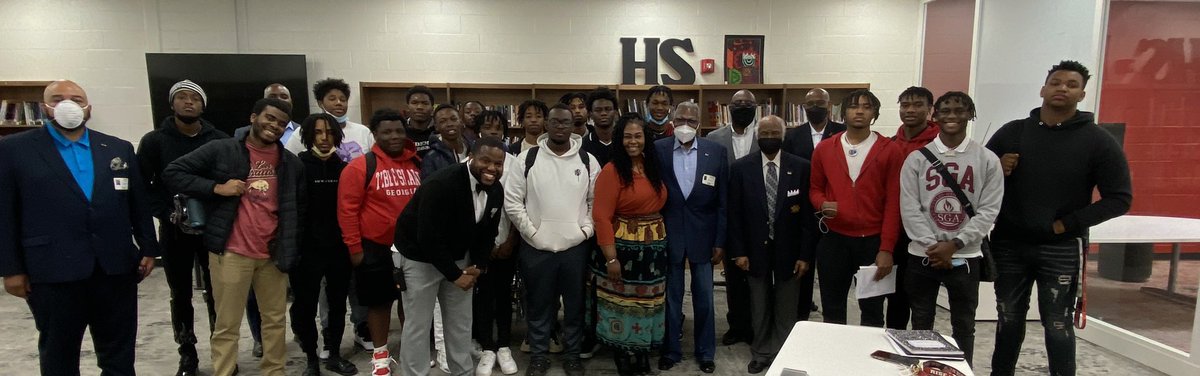 So excited about our partnership with 100 Black Men of South Metro Atlanta to provide one on one monthly mentoring for a group of our male students! We need this!! <a href="/LSimmons1920/">Latasha Simmons</a> @educatorLocke <a href="/DrTamaraCandis/">Dr. Tamara Candis</a> <a href="/FultonCoSchools/">FultonCountySchools</a> <a href="/100BlackMen/">100 Black Men</a>