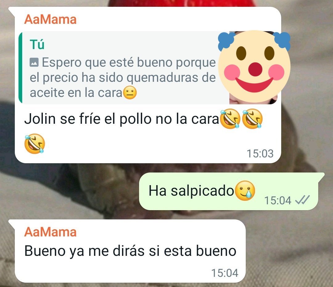 Olgagg_13's tweet photo. Me ha salpicado aceite hirviendo en la cara mientras cocinaba, la reacción de mi padre vs la de mi madre: https://t.co/IW7l3LmclU
