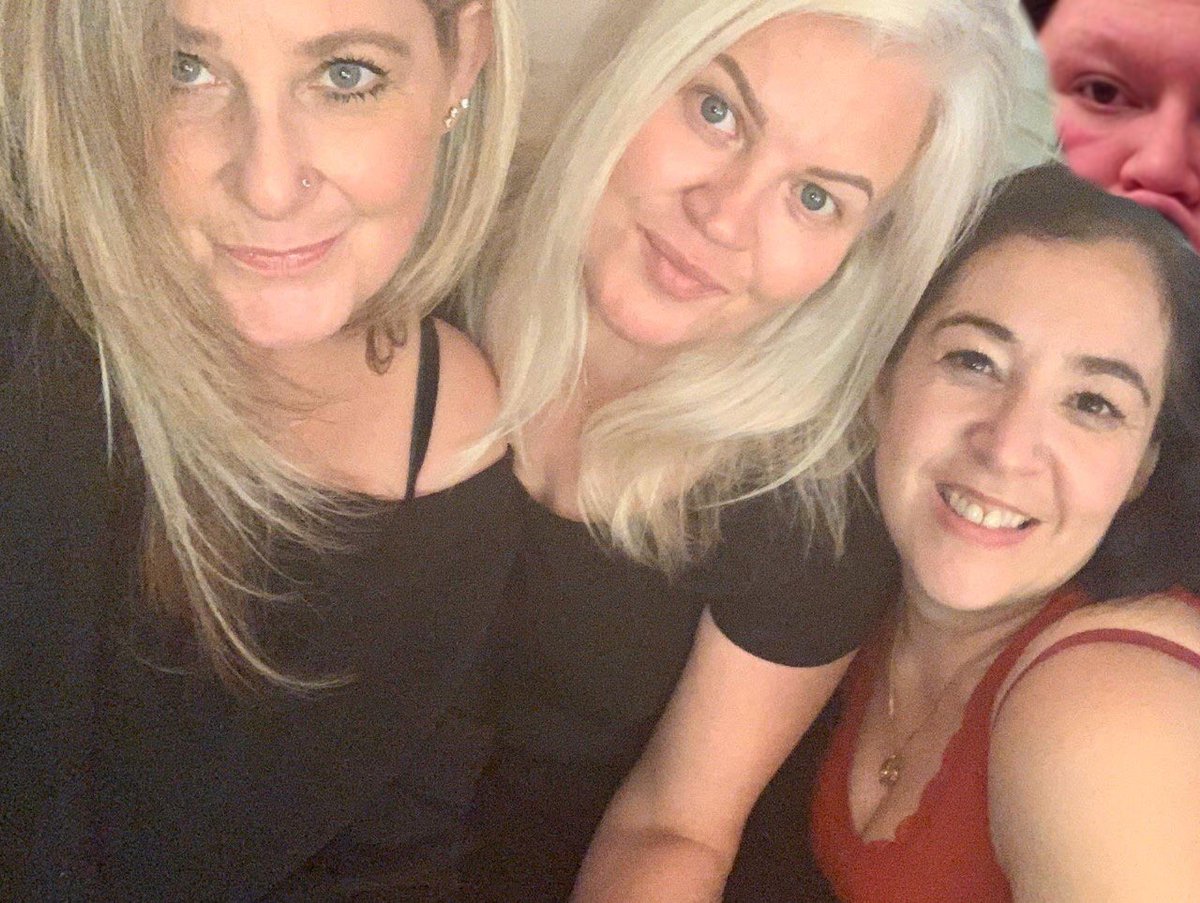 Lindagoonerette's tweet photo. @soniay1969 Thanks Son 🥰🥰🥰🥰 cant wait till next weekend 🥰🥰🥰 @MartineAFC @VickyT98 #NeverForget https://t.co/qrK23jN8S8
