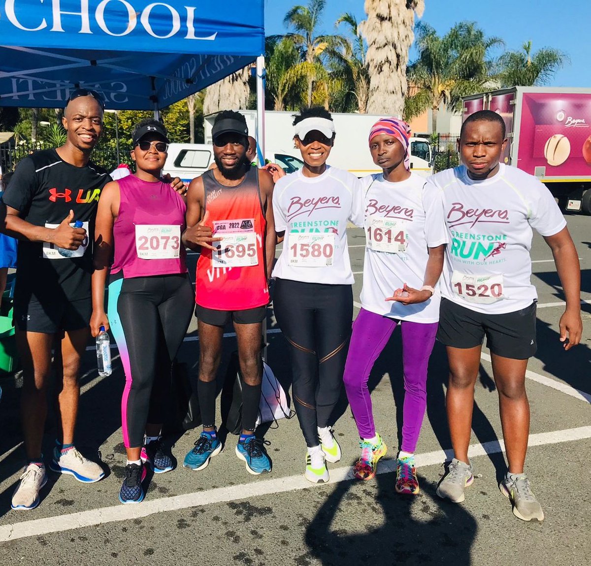 MarimaSipho's tweet photo. This morning's @BeyersChoc 5km and 8km race was such a vibe🔥 Ran with the front pack and placed 19th👌🏽🔥 Then went back to encourage fellow runners and fetch my wife💜 Thank you all for coming!🙏🏽❤
.
Congratulations to @Luv2404 for winning the @UnderArmour pair of shoes!!!🎉🎉 https://t.co/76NFsI1wHg