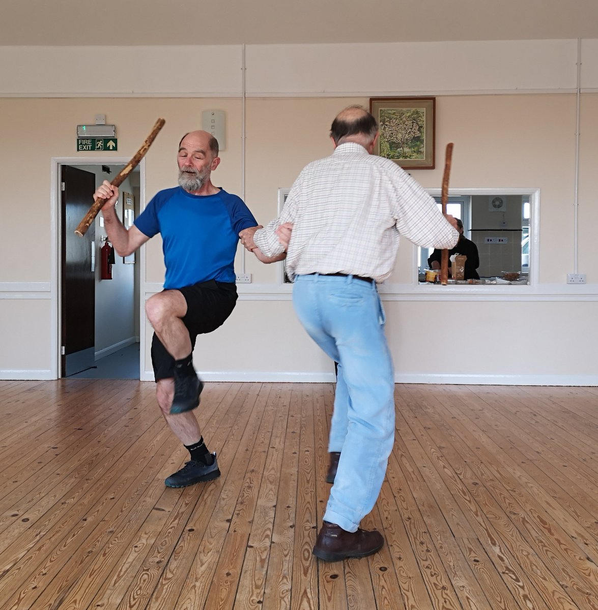 WreckersMorris's tweet image. The sun shone on our last full weekend practice! Tunes were played with gusto and dances were danced like the final of Strictly!

Looking forward to getting out and Wrecking this summer - see you all very soon!

#morrisdancing #morrismusic #weekendpractice #bordermorris #Cornwall