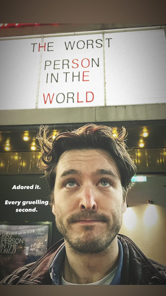 VersaillesFam's tweet photo. Alexander Vlahos @vlavla on IG #ItsNotSoBad ๐คฃ https://t.co/uQW3pv90We