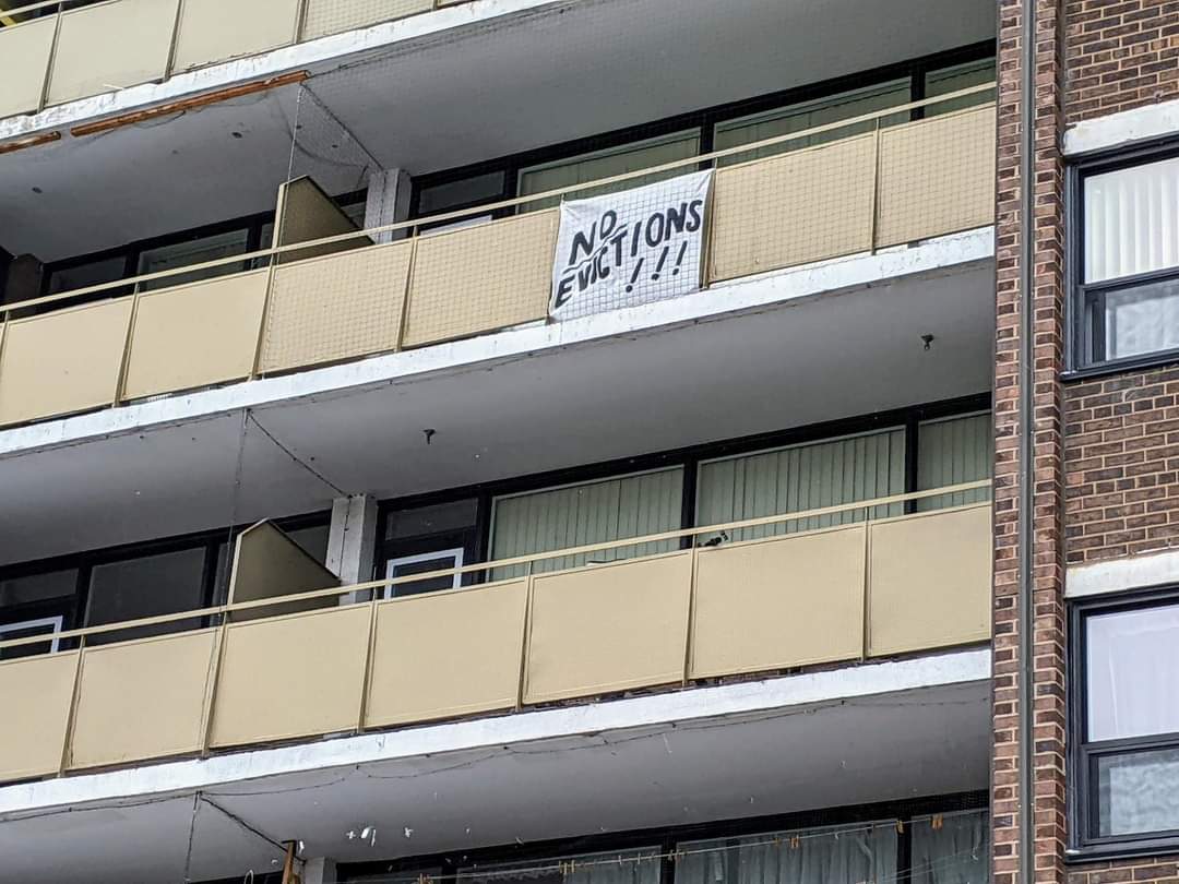 On this day one year ago, tenants at 55 Triller and throughout Parkdale rallied to defend tenant organizers and send a clear message to those who threaten our homes. 

55 Triller had been dealing with threats of eviction and neglect in their building under COVID.