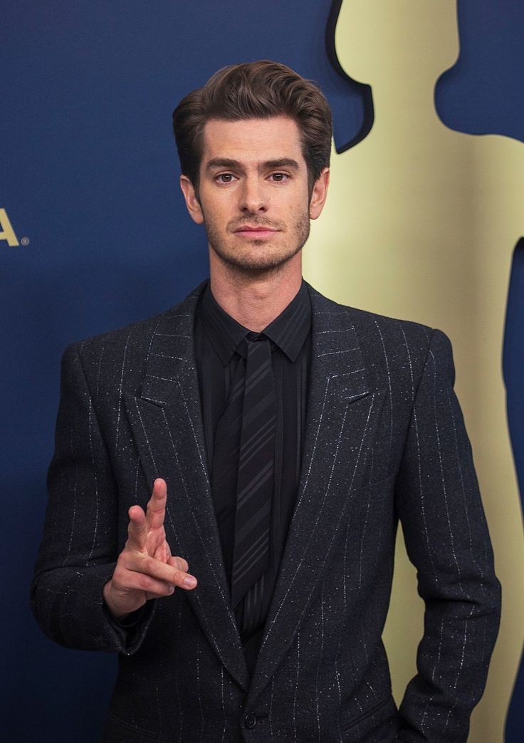 garfieldarchive's tweet photo. andrew garfield at sag awards (2022) https://t.co/39PJyX4A8n