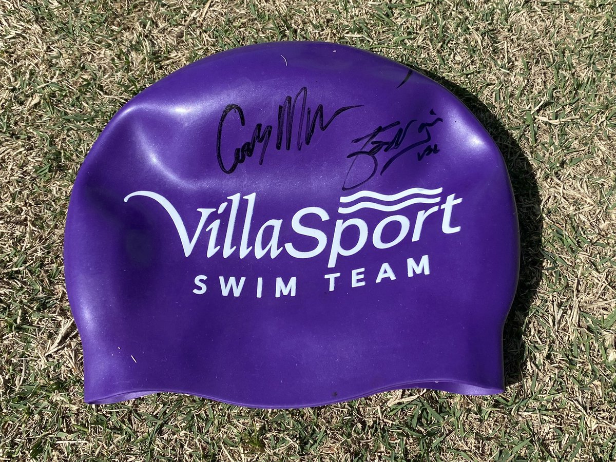 Nic_in_Tx's tweet photo. Swimming with Olympic swimmers this morning in H-Town! How cool is that? He was so excited 😎 That medal is heavy FYI!!! Bump 2 will be here later too. #codymiller #joshdavis 🏊♂️ 🥇 https://t.co/xM1Hd8YcVr