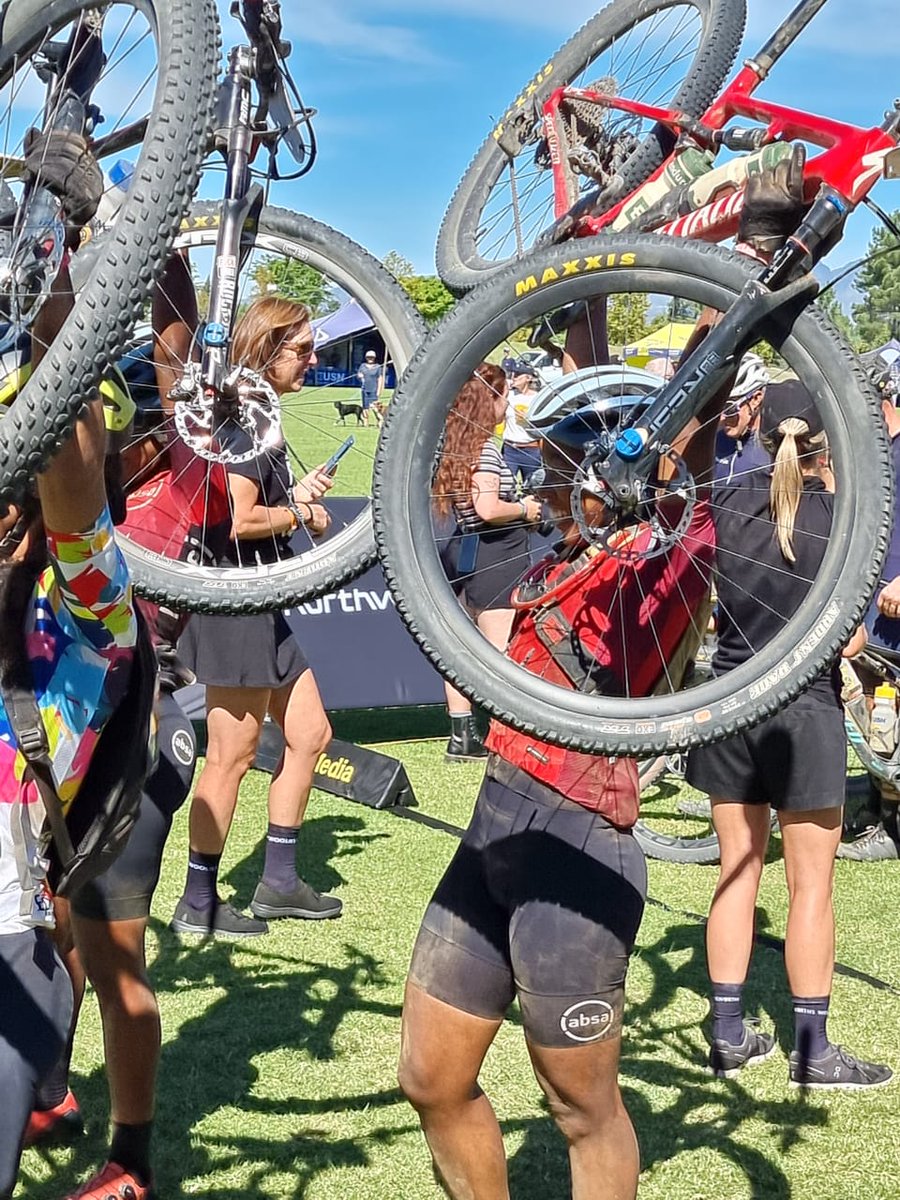 stadio_HigherEd's tweet photo. Welldone Beauty and Remofilwe!π΄πΎββοΈπ΄πΎββοΈ π
π
#TeamSTADIO crossed the finish line today at one of the toughest mountain bike races in the world - Absa @CapeEpic
Here with Distance Learning Marketing Manager, Wynand de Villiers and COO, Johan Human
#Untamed #CapeEpic #NgenaSTADIO https://t.co/2bUBRh6ahp