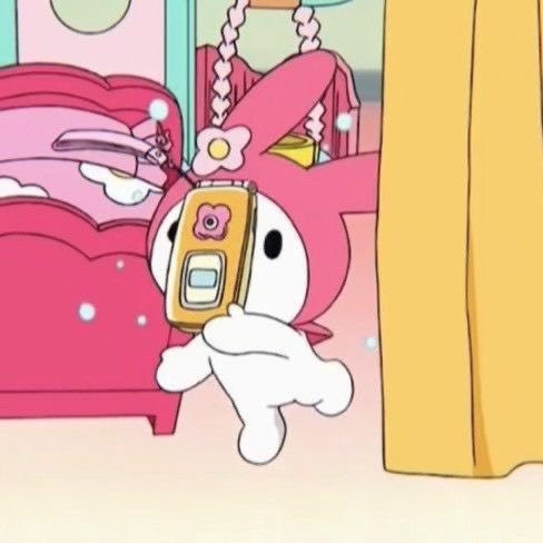 ouryoon_'s tweet image. 갖고 있거나 타고 다니는 게 다 자기 닮아서 너무 귀여움 .. 🥺