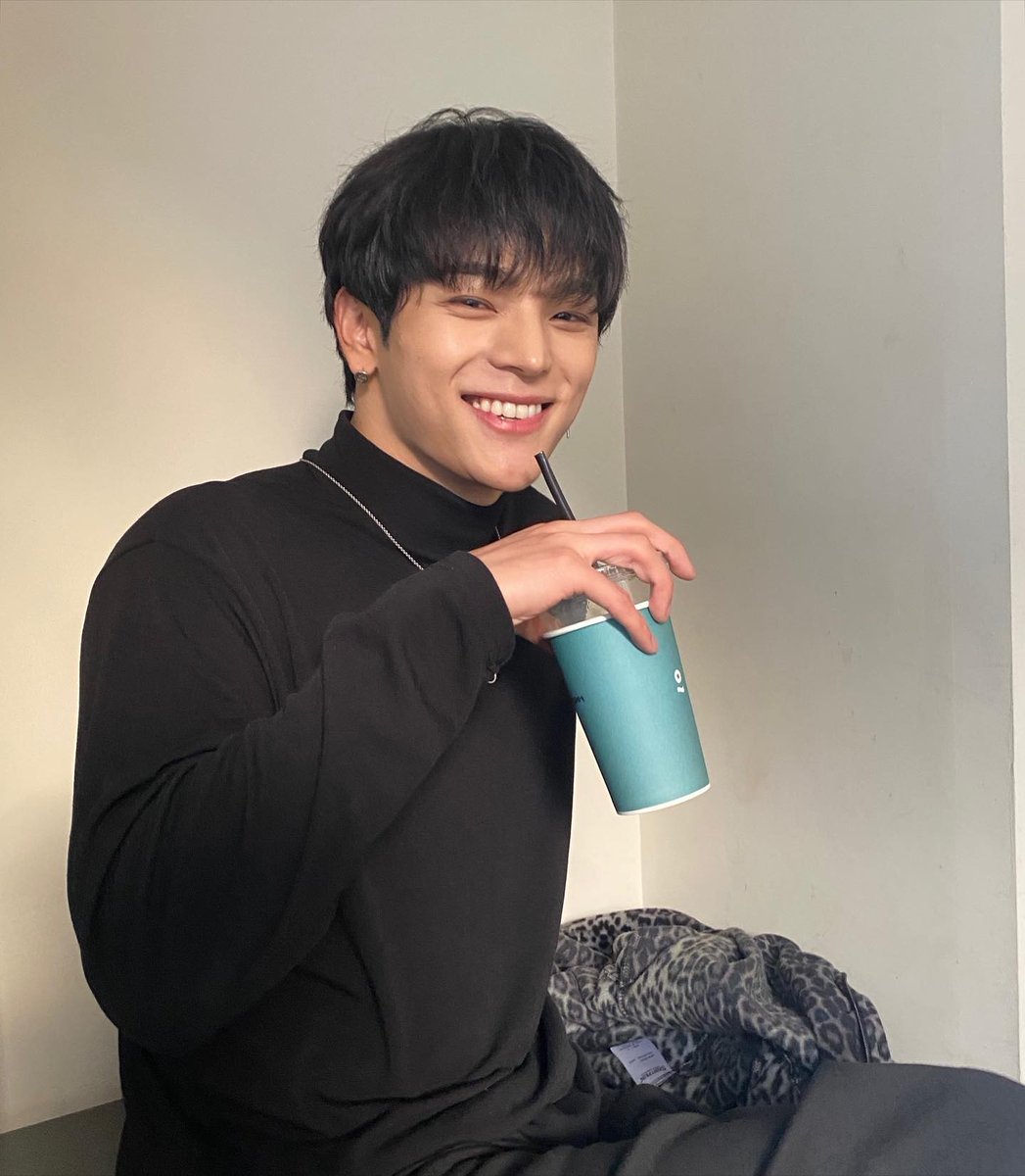 little_woobear's tweet photo. #KIMWOOJIN is innocent a much needed thread: https://t.co/nQYU5DhDUp