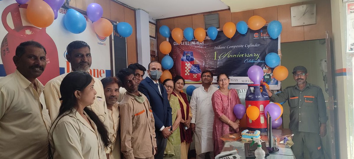 LpgIocl's tweet photo. 1st Anniversary Celebration of Indane Composite Cylinder- The Most Stylish Cylinder at Jaipur #CompositeBday @IndianOilcl @ChairmanIOCL @DirMktg_iocl @Surjeet_Lamba @sunil_iocl @Kulvind22001115 @IOCL_Rajasthan @IOCLJaipurAO https://t.co/OZjgiZJcc0