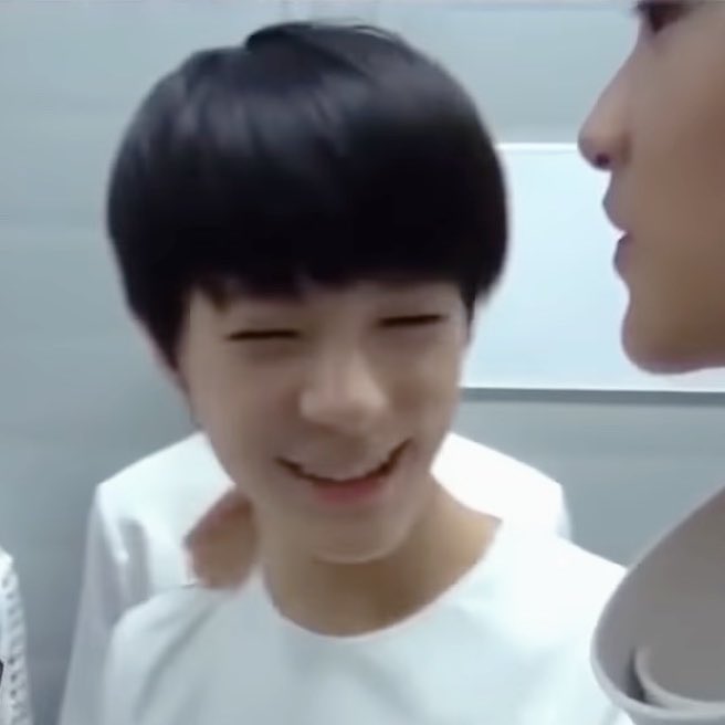 jnomeow's tweet image. โน่ในวัย14ขวบ 🤏🏻😭