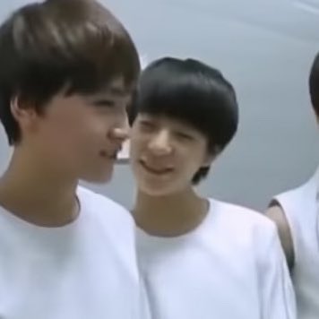 jnomeow's tweet image. โน่ในวัย14ขวบ 🤏🏻😭