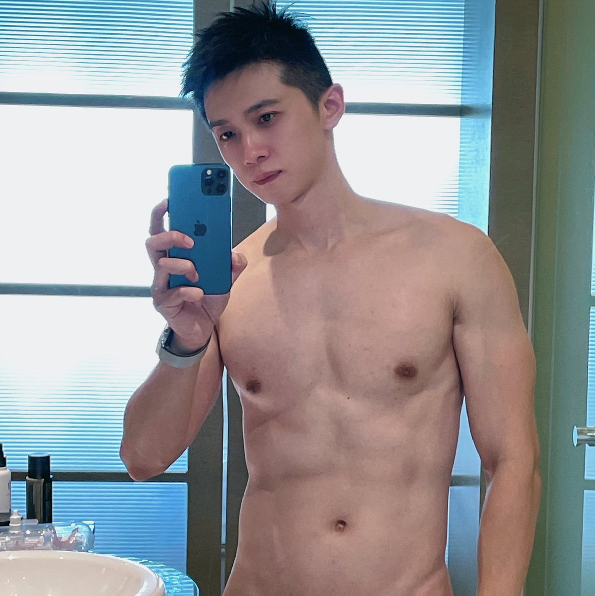 郭晉[圈內] <a href="/Jim720730/">郭晉</a>
173/65/不分
現居台北
TW：x.com/Jim720730
IG：instagram.com/jim0730

匿名聊天同志群組：discordapp.com/invite/f8UgSng

#郭晉 #已授權 #歡迎投稿