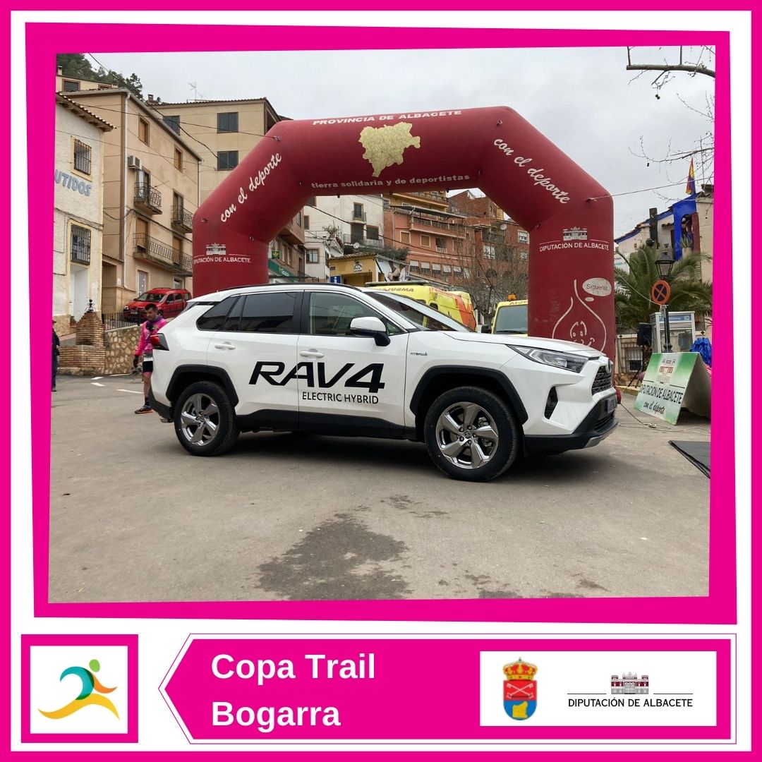 DipualbaDeporte's tweet photo. 🚩 #Trail | Toyota @Autoalba presenta su RAV 4 Electric Hybrid en la prueba #CopaTrail de #Bogarra.
#atletaspopulares #CarrerasPopulares #Atletismo #Albacete #atletapopular #CarreraPopular https://t.co/ZOZqTp3HpL