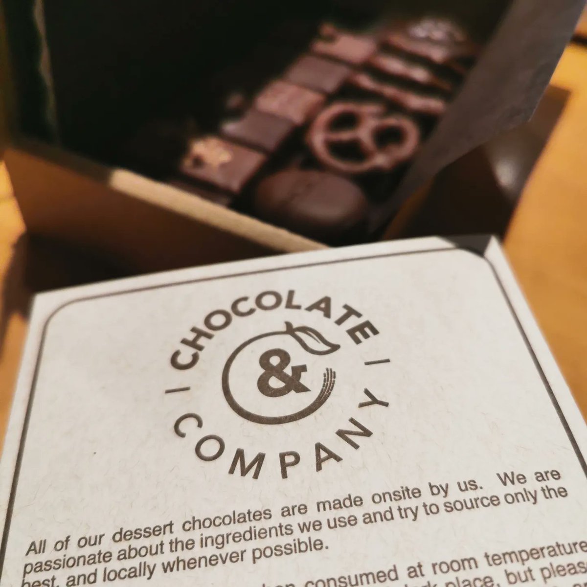 galabouttown365's tweet photo. Ohhhhh Chocolate &amp; Company in Aurora ... you're a dream come true ❤️ https://t.co/CJJf71bnNf