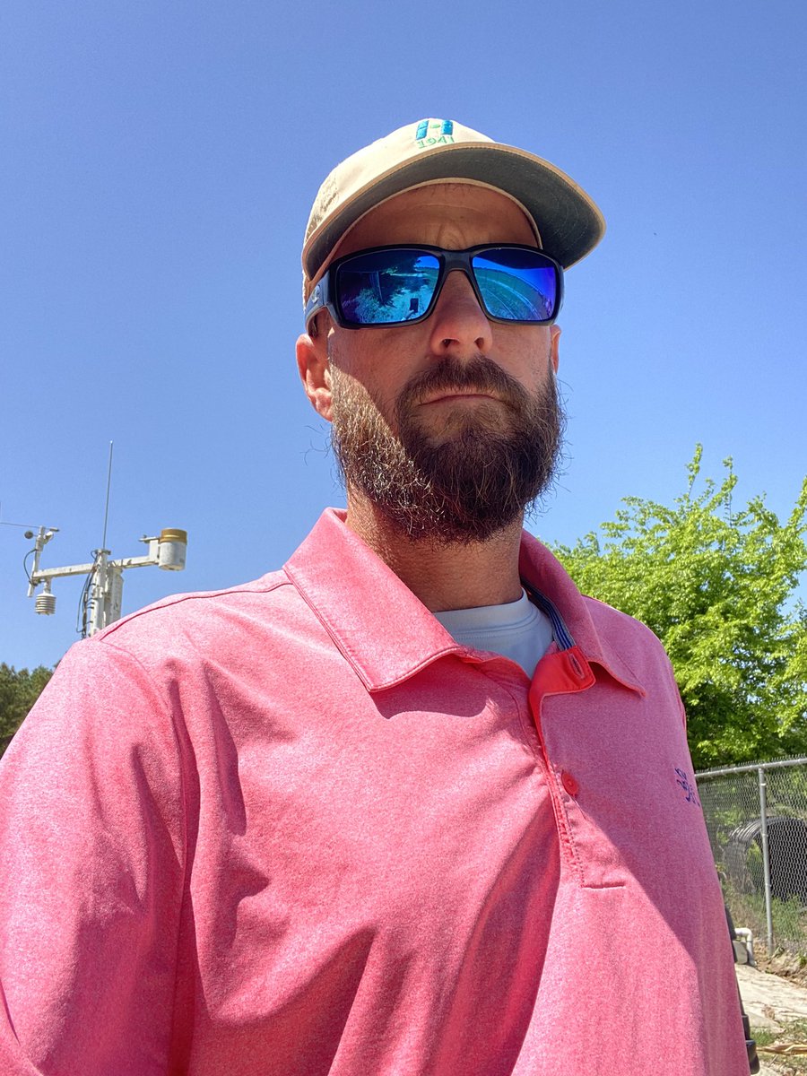 ShaneRice33's tweet photo. Had to participate #fyoucancer https://t.co/49MDEJZSUG