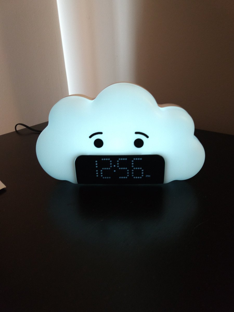 labboopanda's tweet photo. Needed a new alarm clock and hubby found me this one #cloudobsessed https://t.co/KkanuEMCqZ