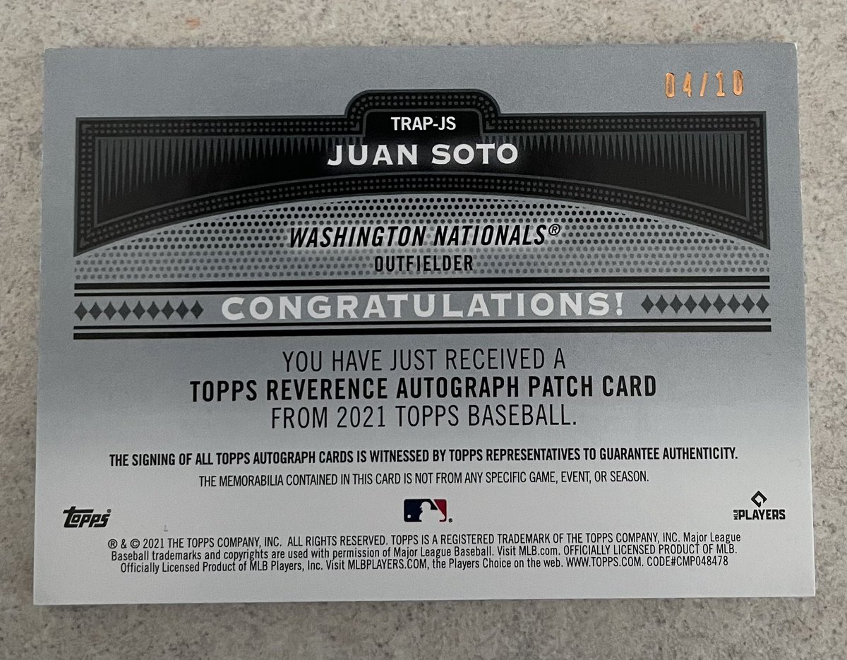 thekeepcards's tweet photo. Bought one jumbo pack of 2021 Update from my LCS. I’d say I did pretty good. @CardPurchaser @TheStadiumMuth https://t.co/eIrdEghtkQ