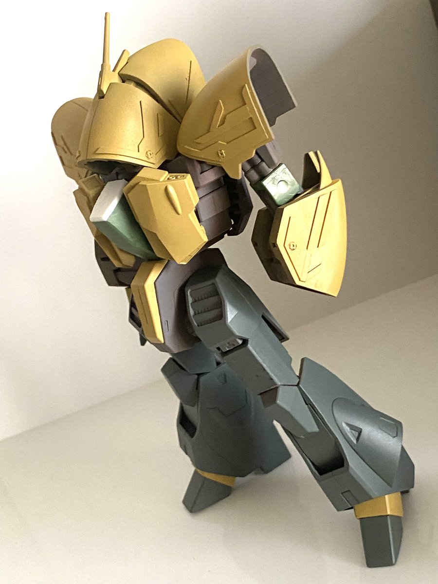 GunplaRefine's tweet photo. 中の人感強めの配色でおはようございます🙇‍♂️

#アッシマー
#ASSHIMAR
#再生工場
#シゲハンド
#ShigeHand
#機動戦士Zガンダム https://t.co/rirmqmrrzC