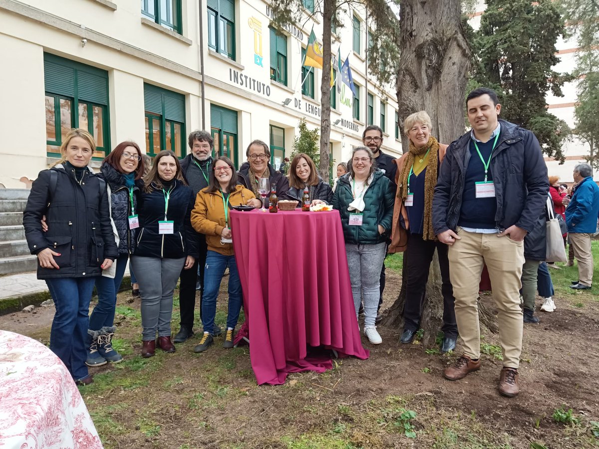 Fin del XXX Encuentro Iberoamericano de Filosofía para Niños y Niñas en Cáceres. Gracias a todos por el trabajo y el entusiasmo compartido. <a href="/fpnextremadura/">Asociación de Filosofía para Niños de Extremadura</a> <a href="/Lourdes_C_M/">Lourdes Cardenal</a> <a href="/EstherGMoran/">Esther Gutiérrez</a> <a href="/famayaf/">FranAmaya</a> <a href="/InnovacionForm/">Innovacion_Formación_Emprendimiento</a> @Junta_Educacion <a href="/REF_Filosofia/">RedespañolaFilosofía</a>  <a href="/CentroFpNEspana/">Filosofía para Niños España</a> <a href="/infouex/">UEx</a> <a href="/cprcaceres/">CPR de Cáceres</a>