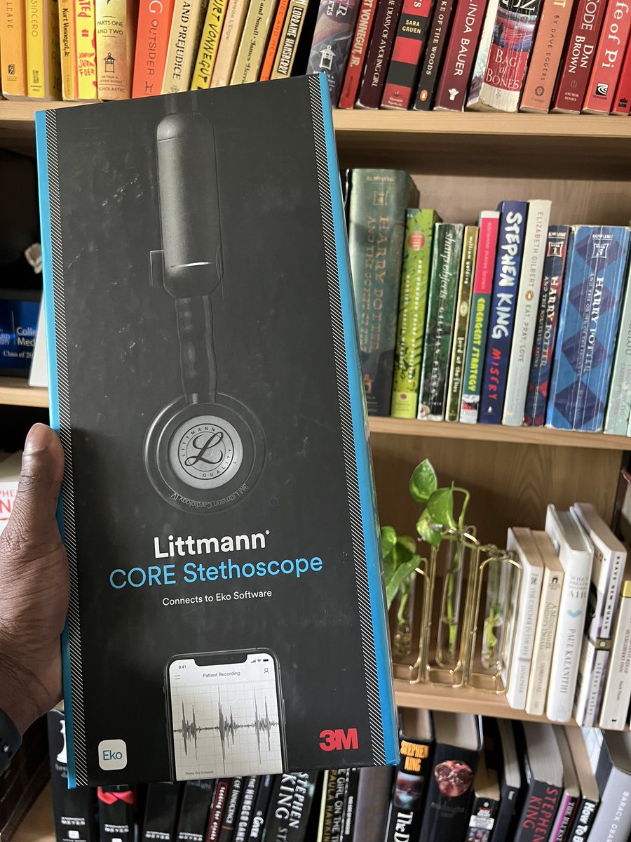 JaredWatson38's tweet image. I got this Bluetooth 🩺 for graduation. It’s unused bc we don’t listen to bones much. 

I’m looking to send it to an incoming intern. 3 rules:

- URiM
- RT this and add your #MGWL link
- Must be entering a specialty that actually uses a 🩺 A LOT

#MedTwitter #Match2022 #mgwl2022