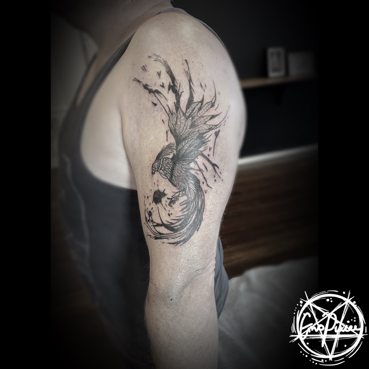 EmoPixiee's tweet photo. By us ๐ค #tattoo #phoenix #emo #pixie #ink #art #blackwork #inkslinger https://t.co/8VIygGOzUt