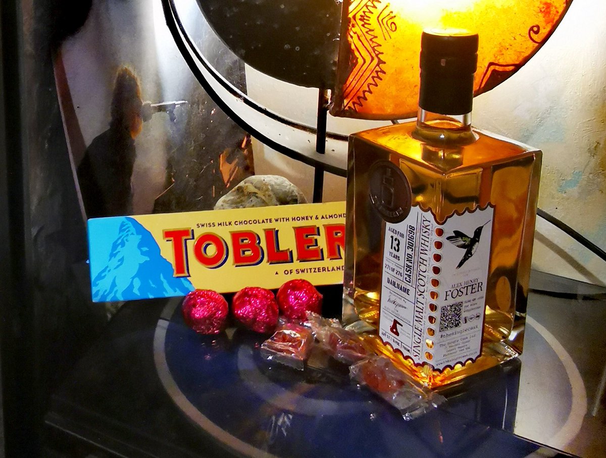 ZiggyCl's tweet photo. Whisky Day....
Good Whisky, great Music, chocolate, maple syrup candy
Perfect time....
#InternationalWhiskyDay #AlexHenryFoster #singlecast #chocolate #Music https://t.co/kIhdBvkf39
