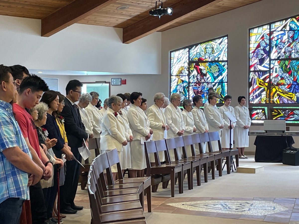 Thank you for your #prayers for Sister Charis as she renewed her #Religious #Vows of #Chastity, #Poverty and #Obedience in our #SDSHSisters Community.  Please continue to #pray for her, for all in #religious #formation and for #vocations.  Her #vocation 
@sbdiocese <a href="/SBDVocations/">SBDiocese Vocations</a>