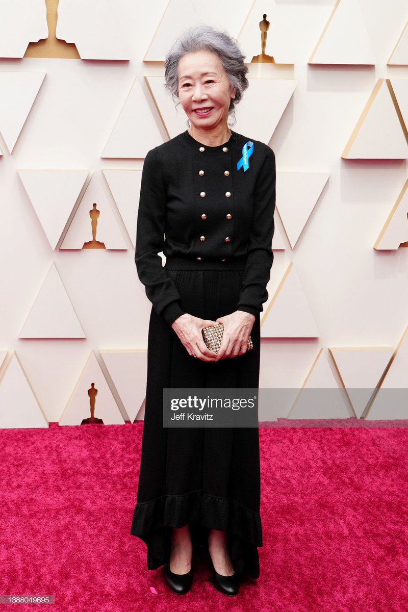 rere_7101's tweet photo. 윤여정 배우님.ᐟ.ᐟ  #Oscars https://t.co/eJJhcbkJhO