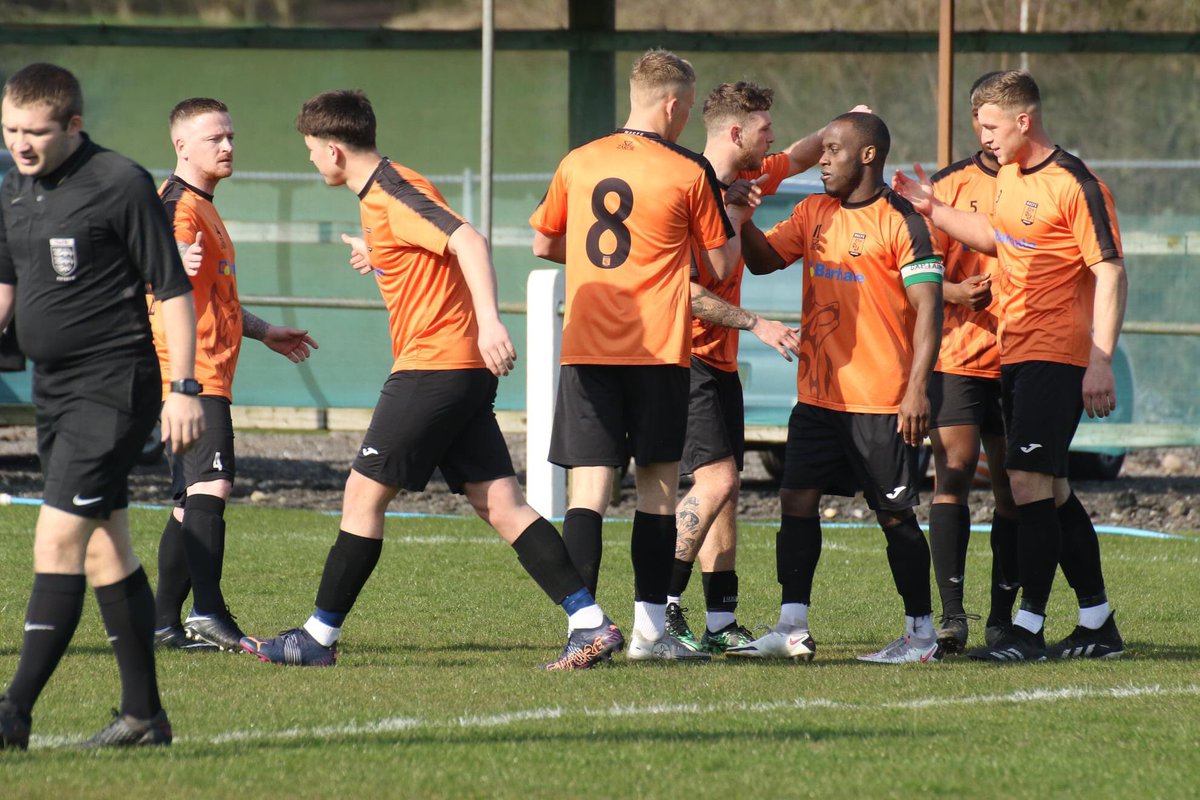 The game⚽️❤️⚽️

#semiprofootball #nonleaguefootball #NonLeagueDay #Birmingham #wolverhampton #walsall #dudley #Leicestershire #solihull #football  #lovewhatyoudo #midlandfootballleague #keepingsexy #therapy