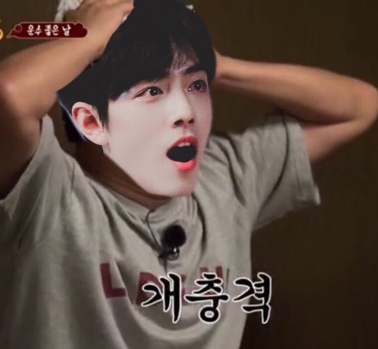 luv__bjyx's tweet photo. 쫀아.... 머리 산발해서 일남요.. 홧팅...월욜 개빡 https://t.co/6VJnfskUkG