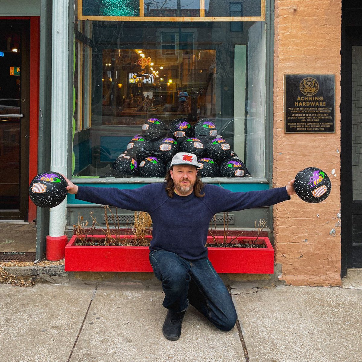 lovegardensound's tweet image. Are you delinquent on your Williams fund donations but suddenly find yourself wanting to shoot some hoops? 

We can help...

We've got SQUIDS basketballs for a paltry $20 and there'll be no asks for more money come next season.

lovegardensounds.bigcartel.com/product/love-g…