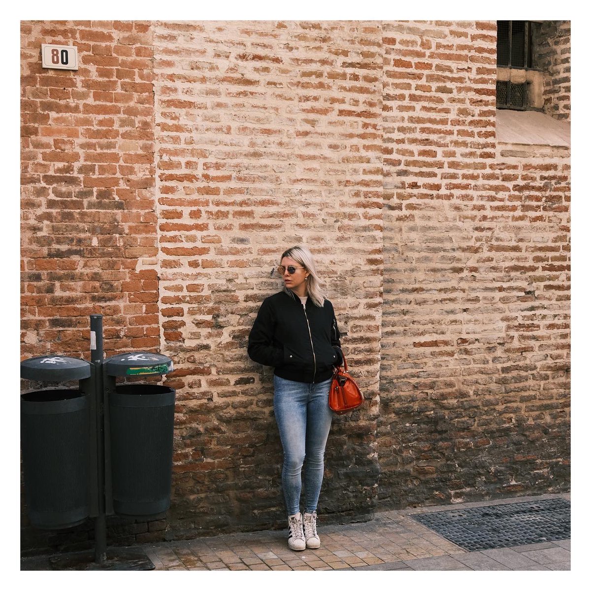 ArqBou's tweet photo. 2/2 Un paseito por #Malaga #streetphotography https://t.co/Xf3FBc4aWC
