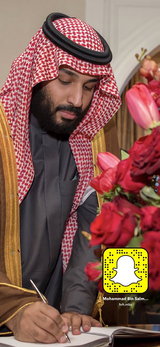HRHMBNSALMAAN's tweet photo. اليوم معركة اقتصادية عنيفة ، وحرب سياسية أقوى بكثير ..
الوقوف والالتفاف بجانب القيادة ضرورة وليس خيار ..
قفوا معه بقلوبكم وبصادق دعواتكم ، وبإخلاص ابتهالاتكم ..
رجل المرحلة الصعبة ، سيرسي بسفينة السعودية على بر الأمان حتمًا بمشيئة الواحد .. #محمد_بن_سلمان https://t.co/XI7D4iRzik
