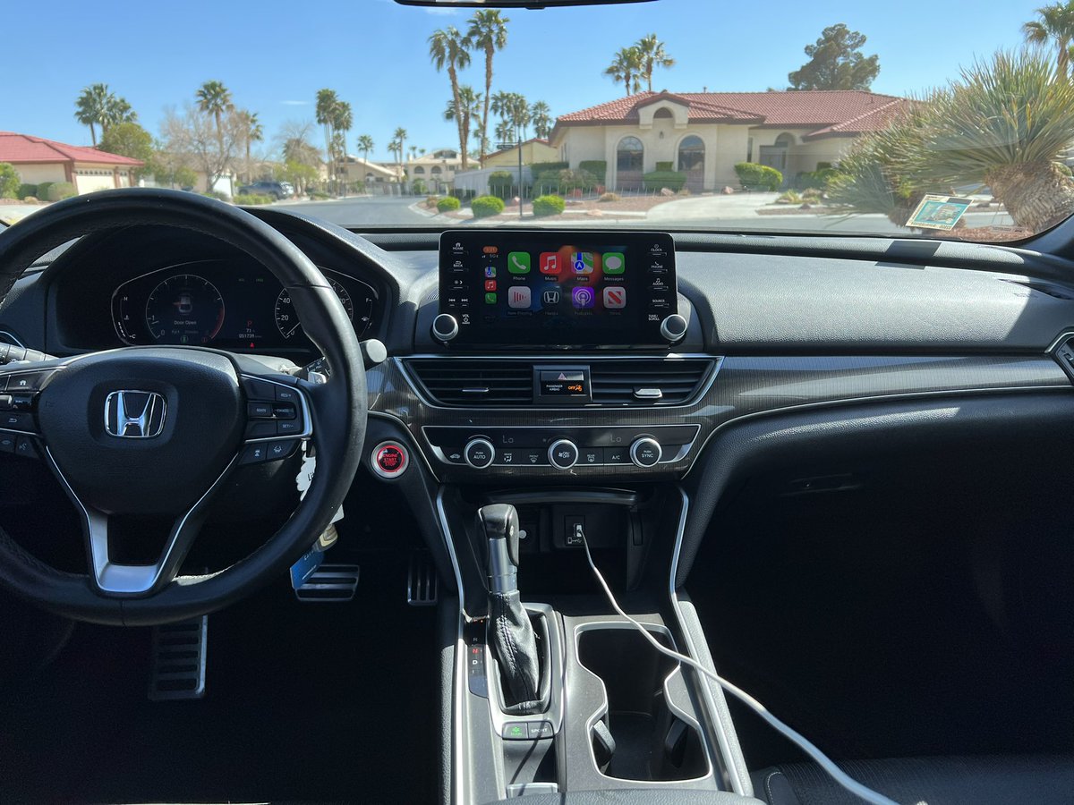 gracecarlinn's tweet photo. selling my 2018 honda accord sport driven 52k miles!!! mint condition, clean title! dm me if interested!! https://t.co/KYND8amb6n