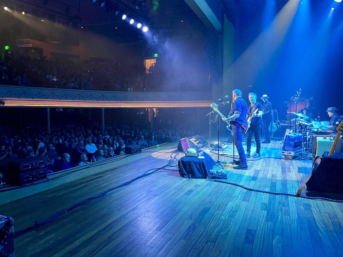 Colin James tweet media