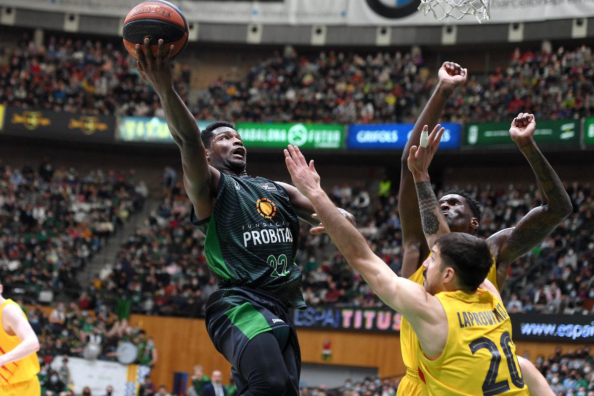 💚🖤 EL DERBI ÉS NOSTRE!!!!

💥 PARTIDÀS!!!

<a href="/Penya1930/">Club Joventut Badalona</a> 83
<a href="/FCBbasket/">Barça Basket</a> 72

🎯 <a href="/verdadero_andre/">#10 andres feliz #10</a>: 21 punts / <a href="/AnteTomic404/">Ante Tomić</a>: 21 punts

#BadalonaÉsFutur #ForçaPenya