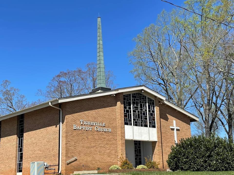 johnmarkclifton's tweet photo. Across the SBC 3 to 4 churches each Sunday do what the 9 remaining members of Tigerville Baptist in South Carolina unanimously agreed to do today. They chose replant path by partnering with Rocky Creek Church. @SCBaptist is leading the way in helping dying churches live again https://t.co/fdVoBmDiF1
