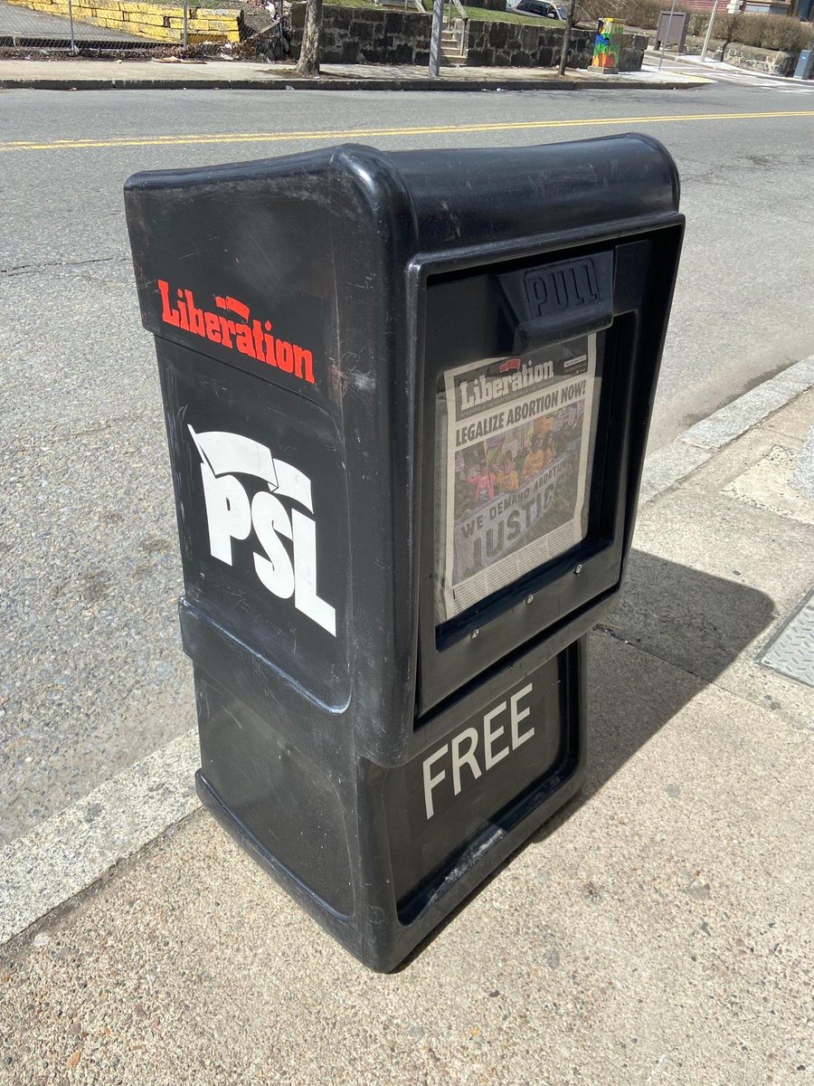 BostonPSL's tweet photo. 📰👀 New FREE Liberation newspaper stand outside the Boston Liberation Center: 194 Blue Hill Ave, Roxbury

Liberation News, the newspaper of @pslweb is a monthly publication on pressing issues facing working people across the country. Online at https://t.co/ubAiywUAc5 https://t.co/k2Ns5RFokf