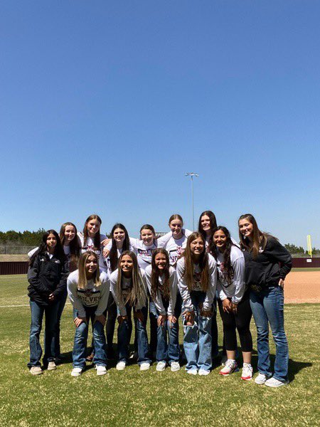 New shirt swag 🤘🏼This group may be small but they sure are mighty!!! #BTP