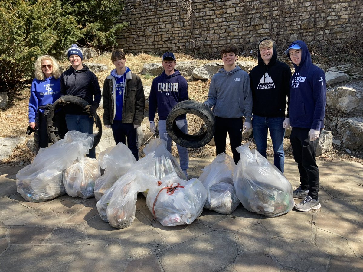 CP_Habitat's tweet photo. A great park cleanup yesterday at Elmwood Park!! Thanks to everyone who came out to lend a hand! 

Keep a lookout for more events coming up as the weather gets warmer! https://t.co/DyO0ctZ23r