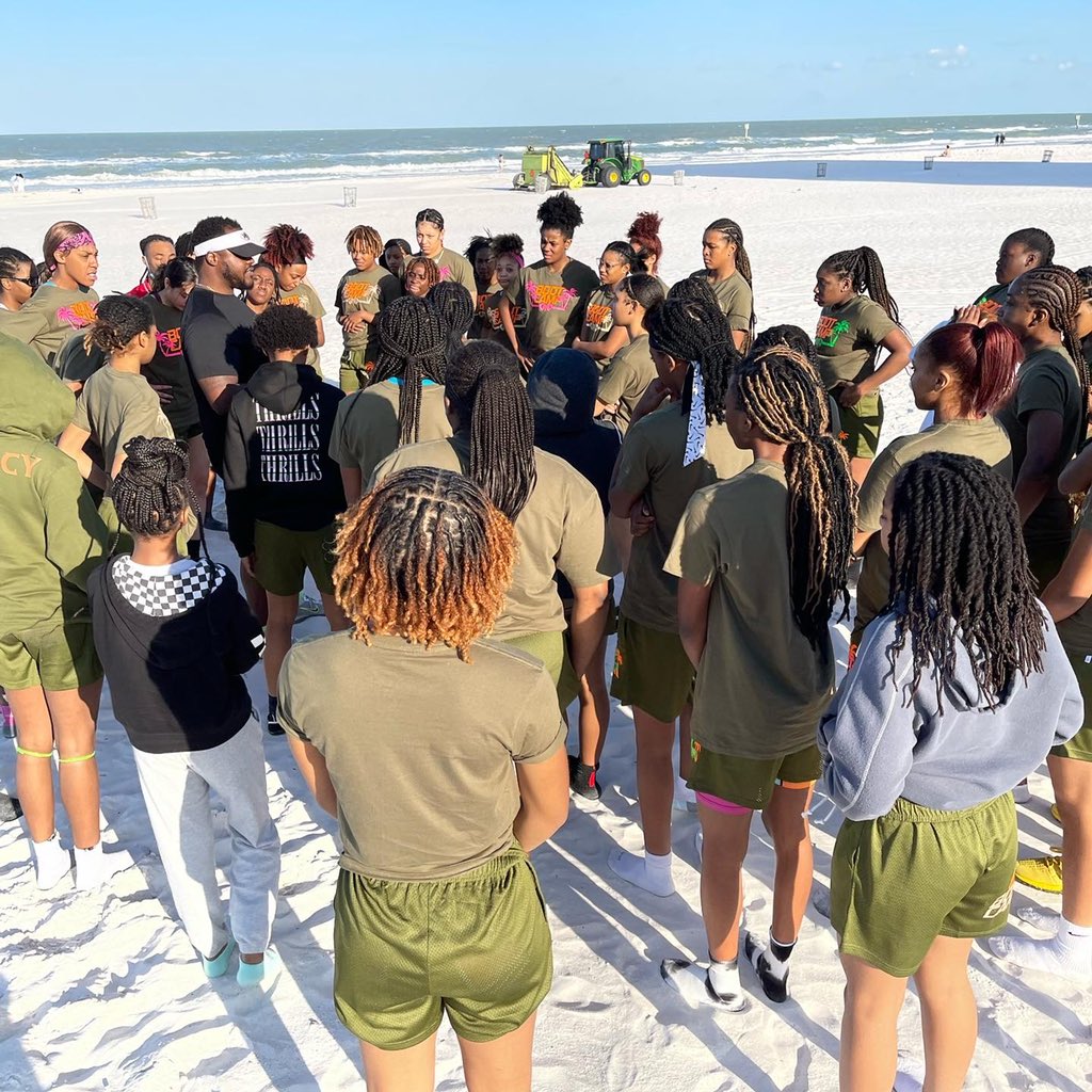 CoachPaisleyB's tweet photo. BOOT CAMP 2022 ✅ #FBCStrong 🔴⚪️🔵 @FbcLegacy https://t.co/Xqez3Wq1MM