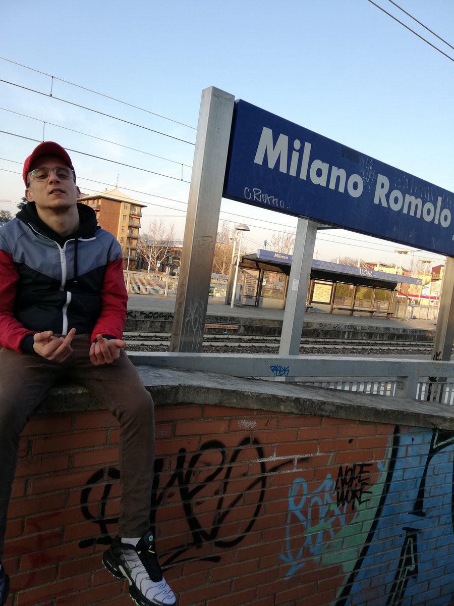 Manne92100's tweet photo. Quanto cazzo mi manchi!!
Ti giuro che ritornerò a viverti, sei stata una bellissima esperienza di vita ❤️ #milano #e #provincia #tiamo https://t.co/mXyYIeHt4u