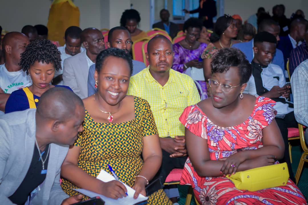 le_sangwe's tweet photo. Ibikorwa vyabereye muri Hôtel de Ville @MairieBuja @MairieBujumbura  SALLE DES CONFÉRENCES,Bikaba vyashigikiwe cane n'inzego zatowe mugisagara ca Bujumbura Maire.@MpuhaFabien1 @KwaNtare @ANACOOP_BURUNDI https://t.co/yxQuxQZymh