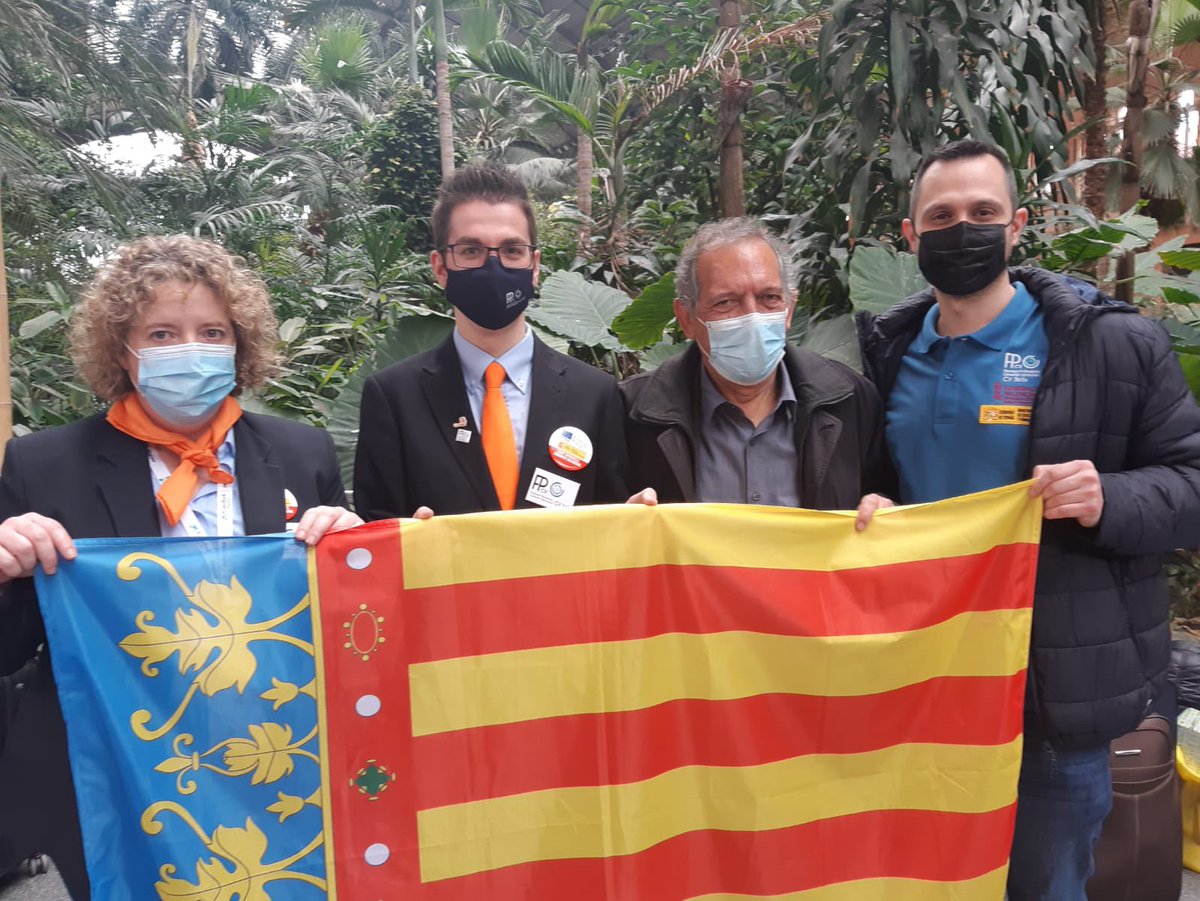 GVAeducacio's tweet image. Acabem els #SpainSkills 2022 amb 3 medalles! Dos ors en Floristeria i Robòtica i un bronze en Electrònica. 👏👏👏