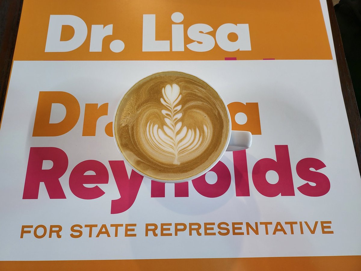 LisaForOregon's tweet photo. Ready to launch our Coffee and Canvass. Thanks to all my amazing volunteers and all the folks at Aurora Coffee PDX. Go team Lisa. #LisaForOregon https://t.co/B7DNKNdEV7