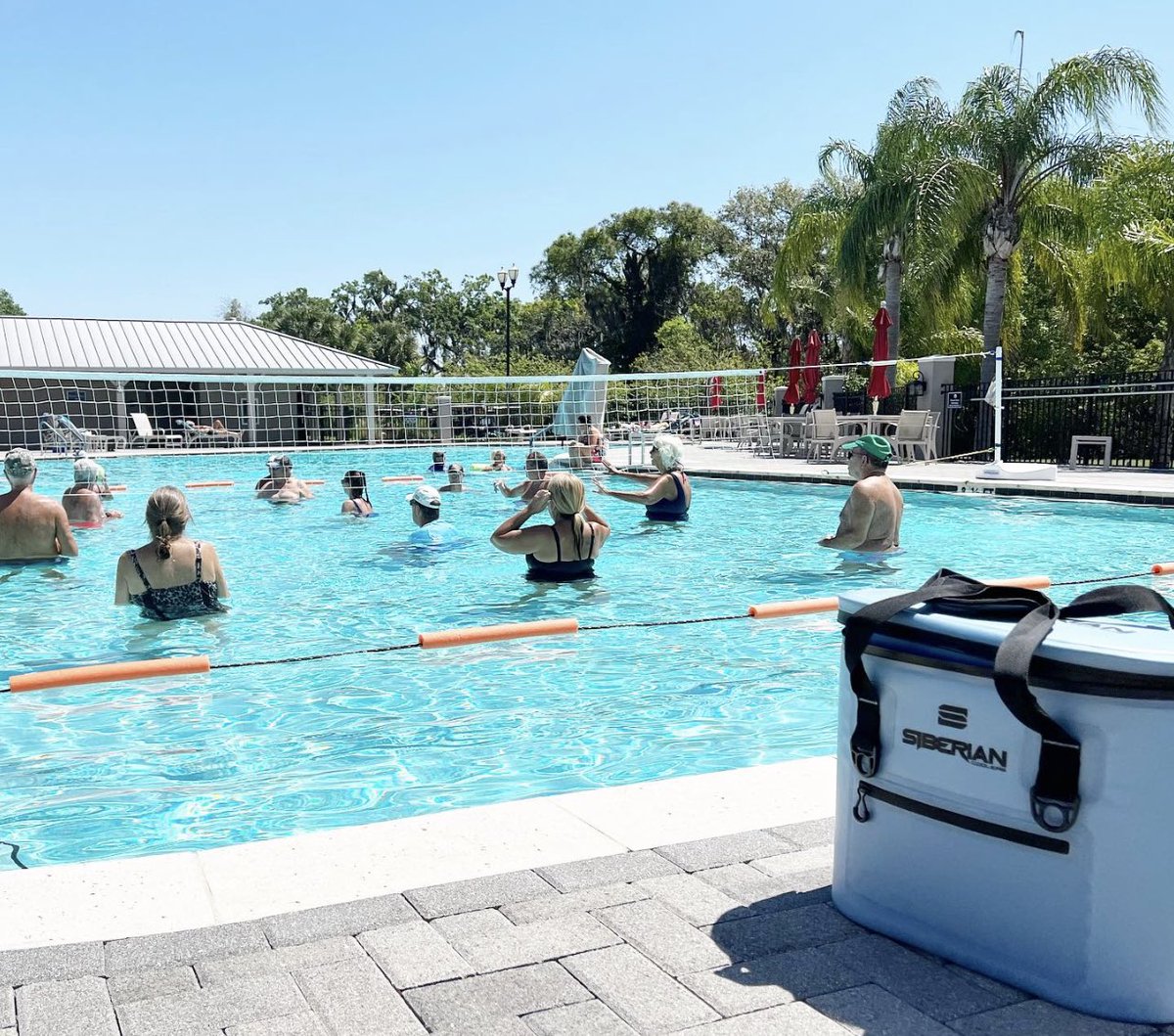 SiberianCoolers's tweet photo. Serving up a cold one to the volleyball team. #volleyball #volleyballlife #ruskinfl #floridalife #wheresyoursidekicksoft https://t.co/NFG9SmF9PO