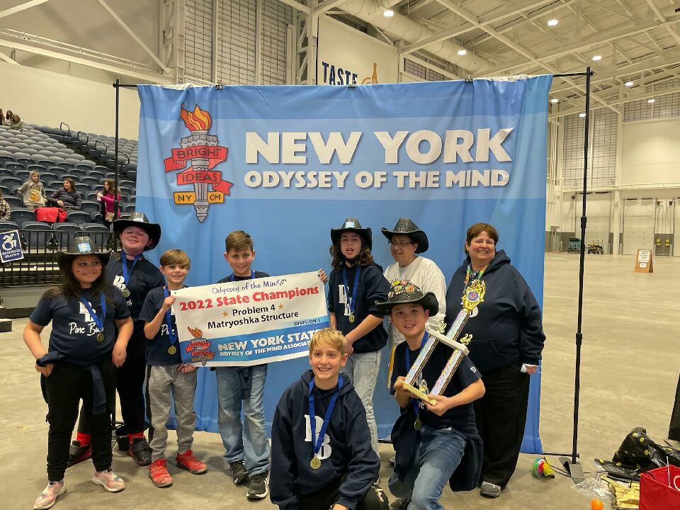 ejrussell2's tweet photo. EJR’s OOTM Team took 1st at States! Now they are off to Worlds! Congrats team!! #RJRShiningStars https://t.co/xIamCORmqY