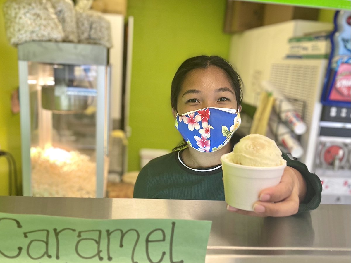 It’s #Sunday — all the excuse you need to enjoy your favorite #icecream from Dave's Ice Cream! Visit them today from 10am-9pm. #waipioshoppingcenter #davesicecream #hawaii #hawaiieats #foodie