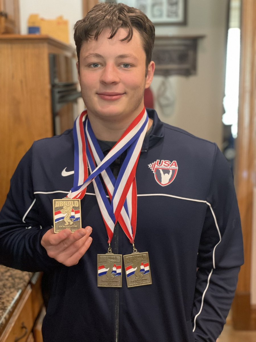 When your TEAM USA gear comes in along with your 1st place medals in the snatch, clean and jerk and overall winner in the Arnold Classic, life is good Mike Davidge !!! 

#teamusa #usaweightlifting #arnoldclassic #impetusbarbell #bestrong